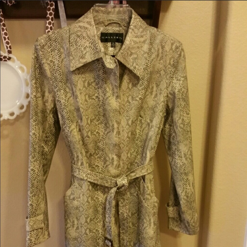 Python snake print spring coat - Picture 4 of 8